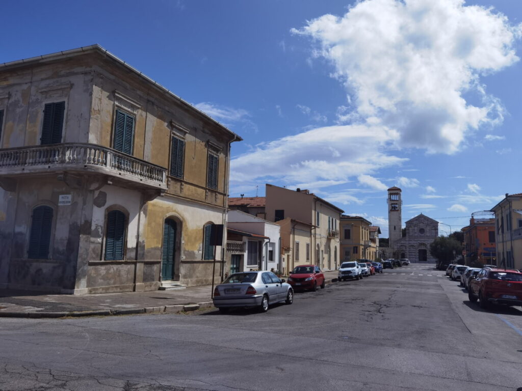 Marina de Pisa - die Stadt am Meer