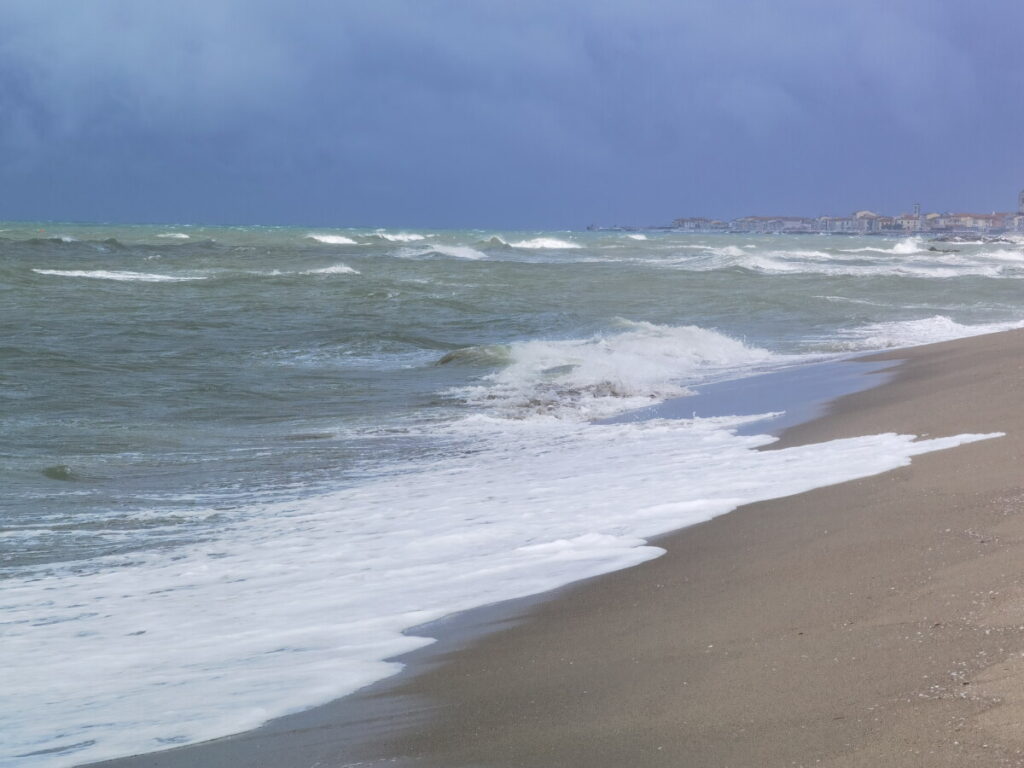 Pisa Strand - kilometerlang mit viel Sand