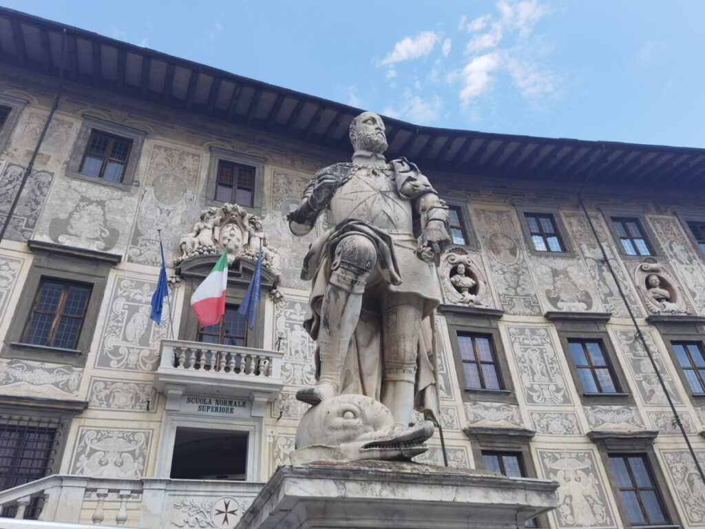 Auf der Piazza dei Cavalieri - Cosimo I de' Medici, Herzog von Florenz und Großherzog der Toskana